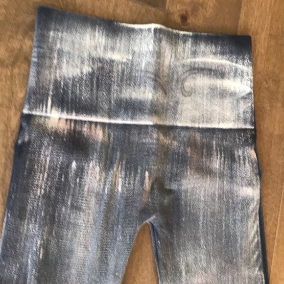 Tummy flattening leggings - Picture 6 of 6